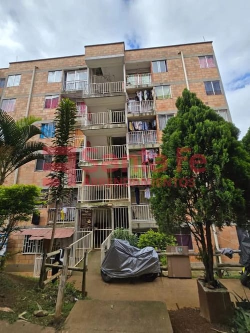 Apartamento de 3 alcobas en venta en Suarez, Bello, 51 m² · foto 3 de 10