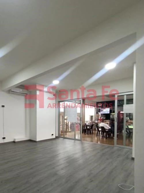 Local en venta en La Candelaria, Medellín, 35 m² · foto 6 de 8