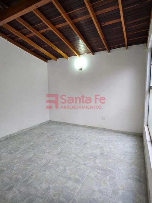 Apartamento de 4 alcobas en venta en Suarez, Bello, 107 m² · foto 3 de 10