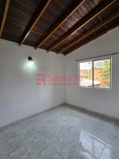 Apartamento de 4 alcobas en venta en Suarez, Bello, 107 m² · foto 4 de 10