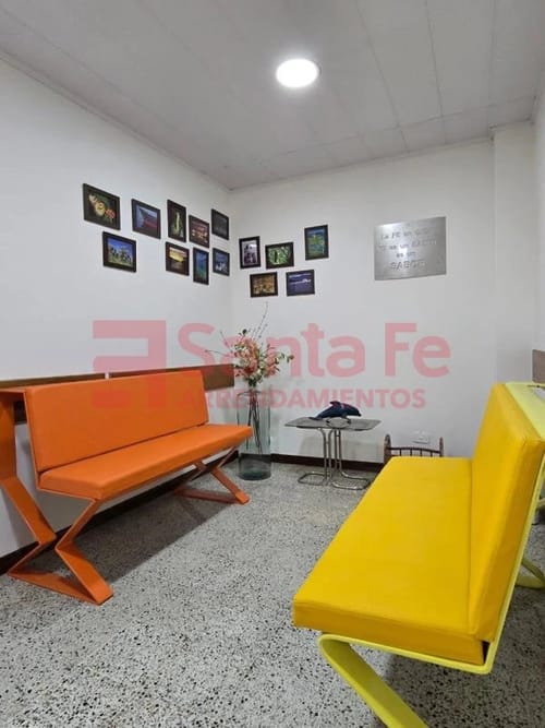 Local en venta en Estadio, Medellín, 36 m² · foto 3 de 9