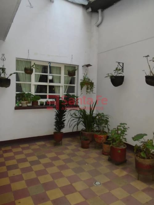 Casa de 4 alcobas en venta en La Candelaria, Medellín, 350 m² · foto 2 de 10