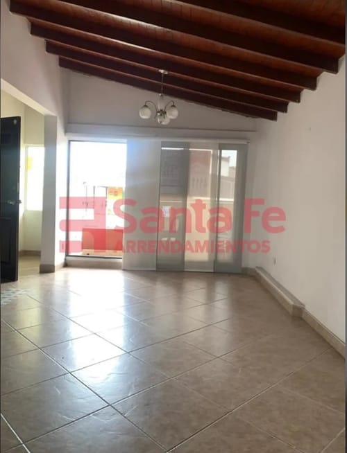 Apartamento de 5 alcobas en venta en Cristo Rey, Medellín, 140 m² · foto 3 de 10