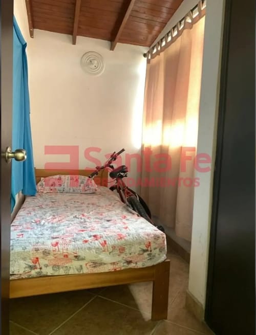 Apartamento de 5 alcobas en venta en Cristo Rey, Medellín, 140 m² · foto 7 de 10