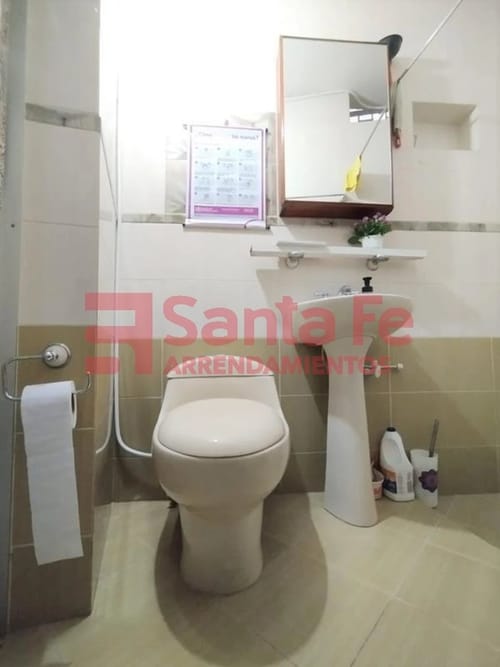 Casa de 6 alcobas en venta en Calasanz, Medellín, 240 m² · foto 6 de 10