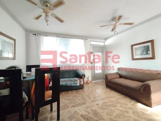 Casa de 6 alcobas en venta en Florencia, Medellín, 138 m² · foto 5 de 10