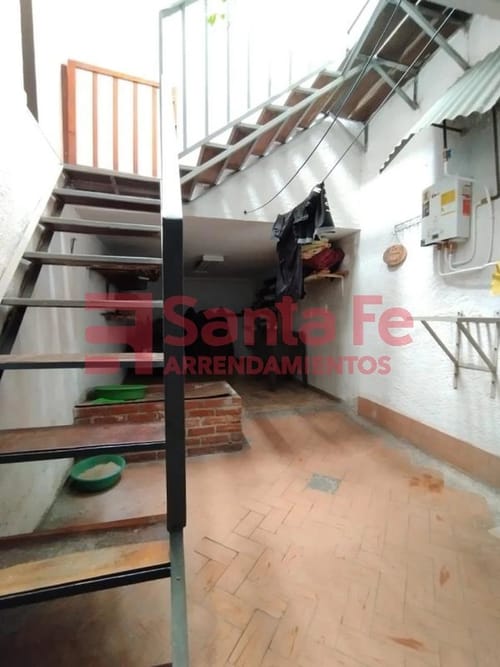 Casa de 6 alcobas en venta en Florencia, Medellín, 138 m² · foto 8 de 10