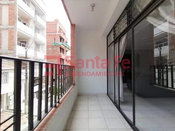 Casa de 3 alcobas en venta en Suarez, Bello, 203 m² · foto 8 de 10
