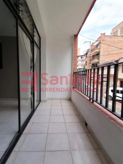 Casa de 3 alcobas en venta en Suarez, Bello, 203 m² · foto 9 de 10