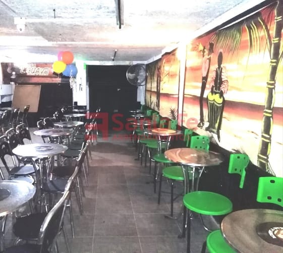 Local en venta en Estadio, Medellín, 265 m² · foto 2 de 5