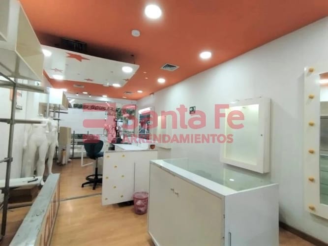 Local en venta en La Candelaria, Medellín, 49 m² · foto 6 de 10