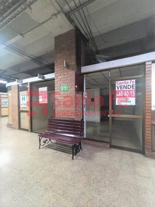 Local en venta en La Candelaria, Medellín, 23 m² · foto 3 de 8