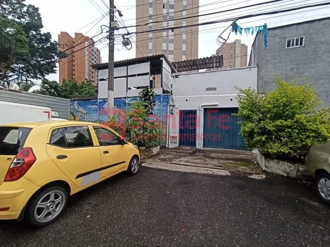 Casa en venta en Calasanz, Medellín, 280 m² · foto 5 de 10