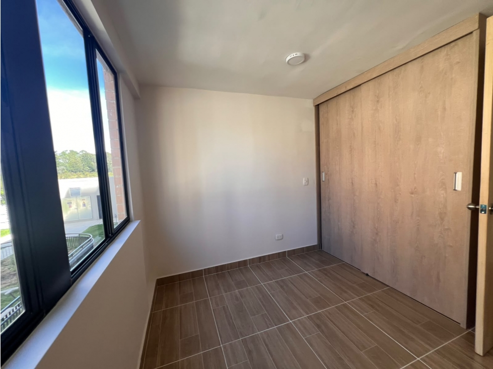 Apartamento en arriendo en Cimarronas, Rionegro · foto 4 de 12