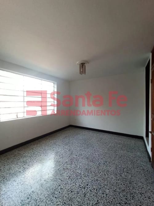 Apartamento de 7 alcobas en venta en La Floresta, Medellín, 182 m² · foto 6 de 10