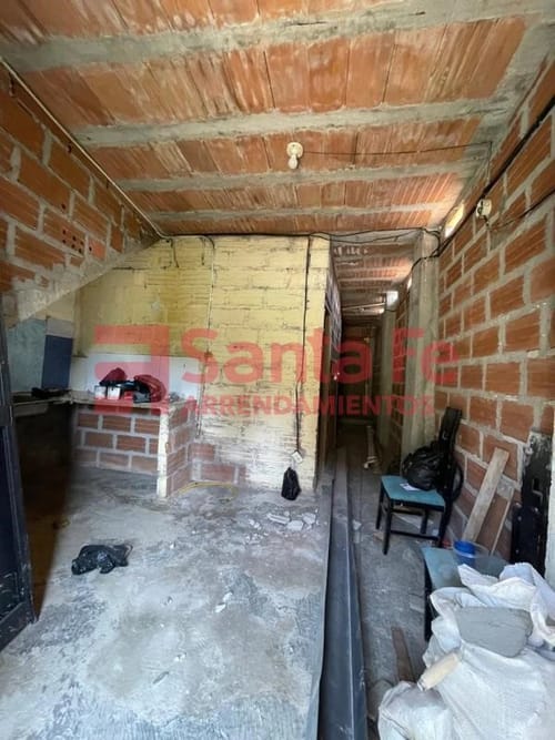 Casa de 5 alcobas en venta en Calasanz, Medellín, 81 m² · foto 3 de 10