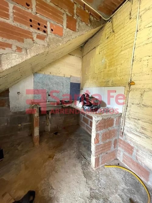 Casa de 5 alcobas en venta en Calasanz, Medellín, 81 m² · foto 4 de 10