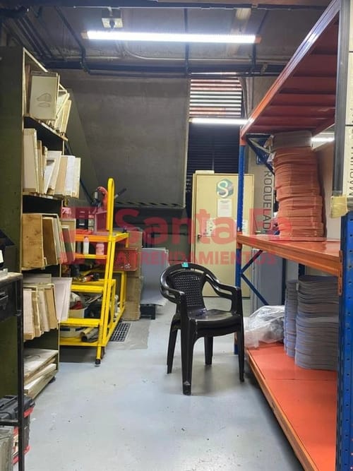 Bodega en venta en Cristo Rey, Medellín, 341 m² · foto 4 de 10