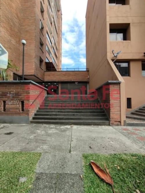 Local en venta en Estadio, Medellín, 33 m² · foto 3 de 10