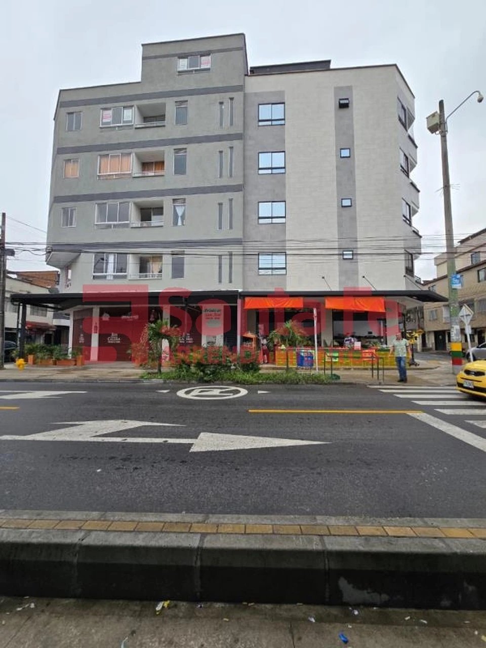 Apartamento en venta en Los Naranjos, Itagüí · foto 2 de 10