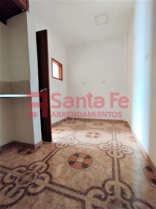 Local en venta en Estadio, Medellín, 33 m² · foto 8 de 10