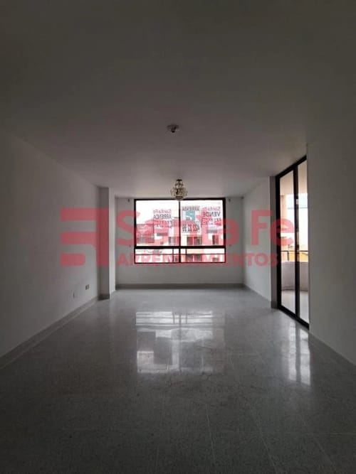 Apartamento en venta en La Floresta, Medellín · foto 3 de 10