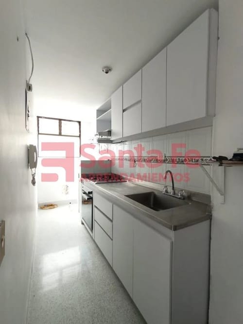 Apartamento en venta en La Floresta, Medellín · foto 4 de 10
