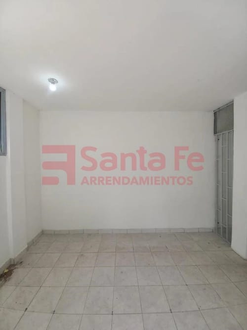 Local en venta en La Candelaria, Medellín, 50 m² · foto 3 de 10