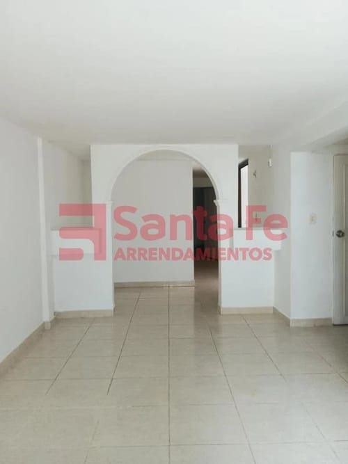 Casa de 4 alcobas en venta en Suarez, Bello, 75 m² · foto 3 de 10