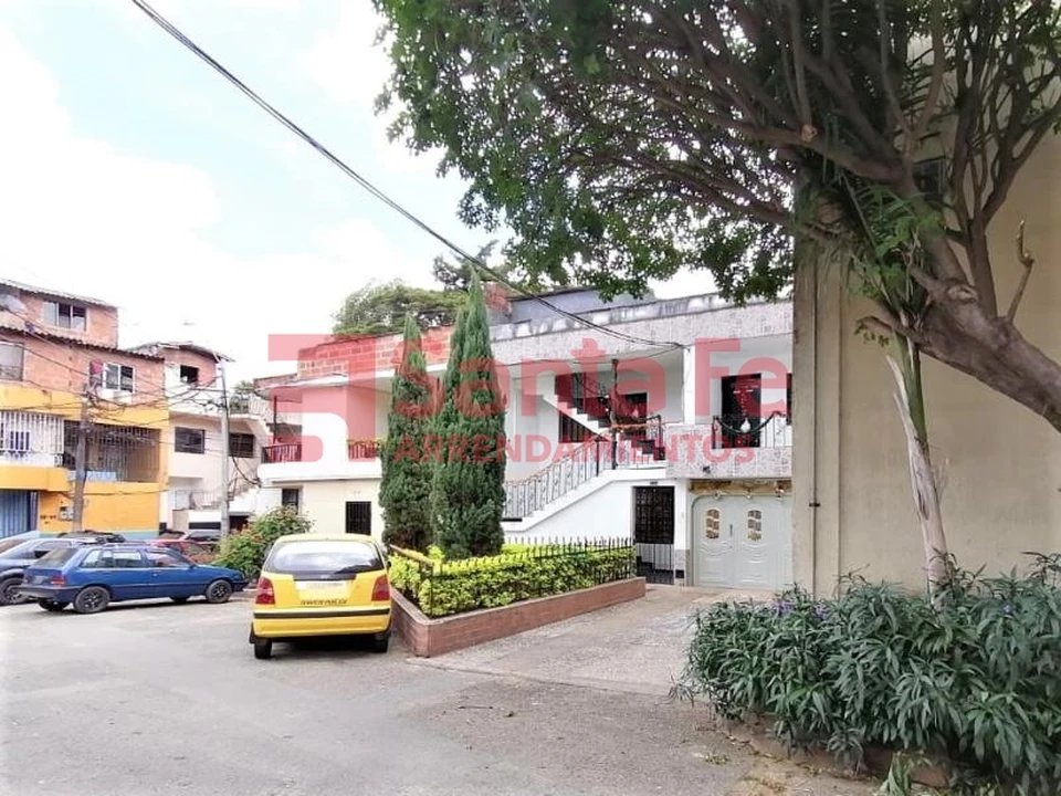 Apartamento en venta en Campo Valdes No.1, Medellín · foto 3 de 10
