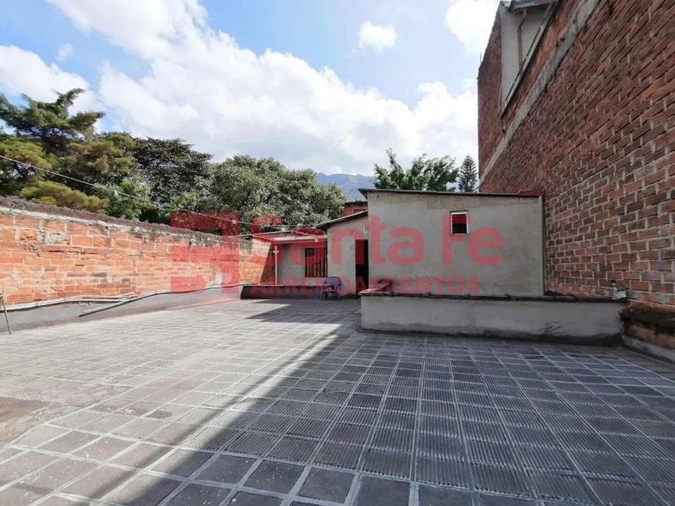 Apartamento en venta en Campo Valdes No.1, Medellín · foto 5 de 10