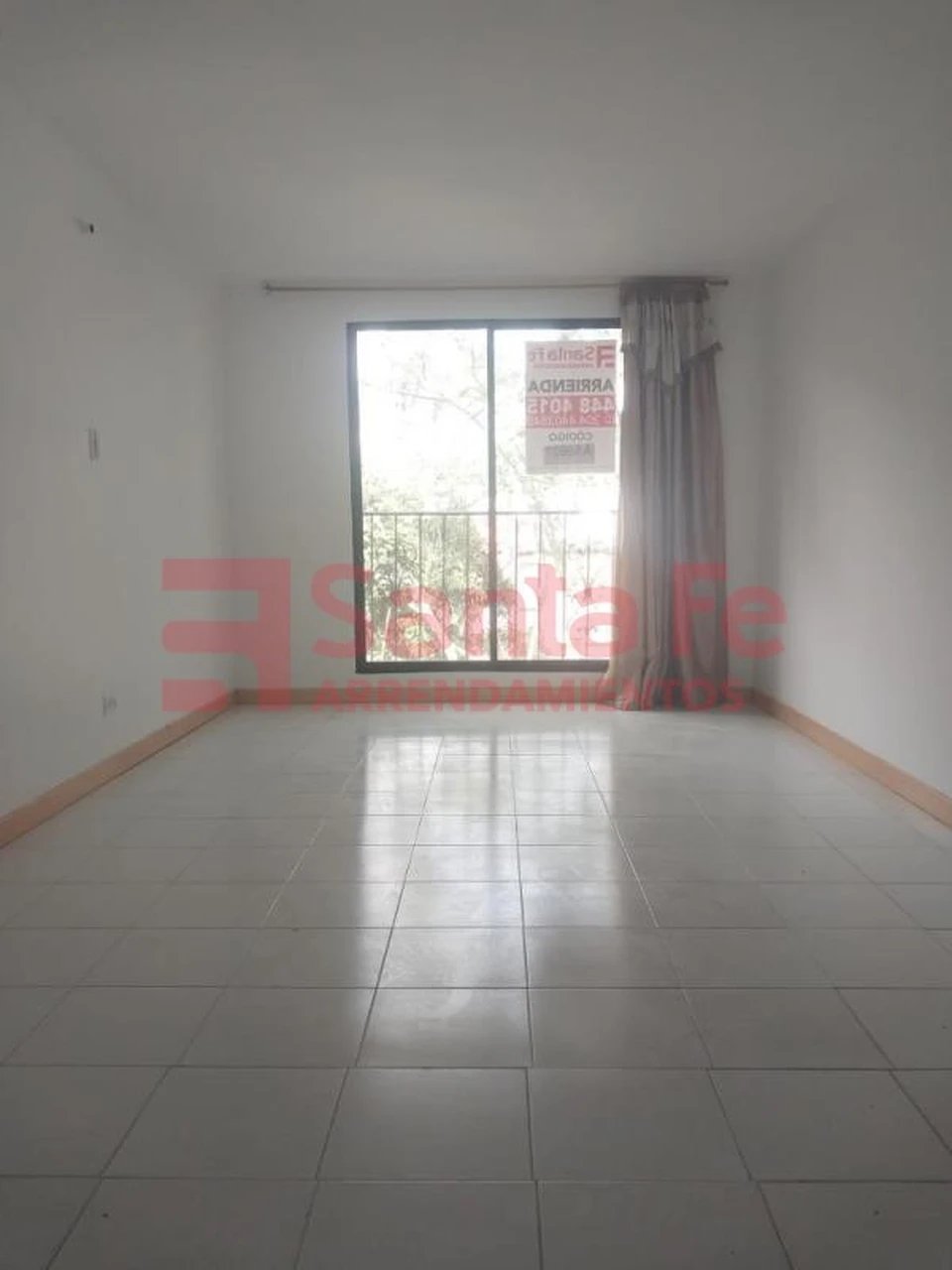 Apartamento en venta en Campo Valdes No.1, Medellín · foto 2 de 10
