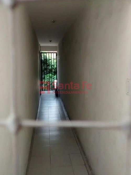 Casa de 6 alcobas en venta en La Floresta, Medellín, 147 m² · foto 4 de 9
