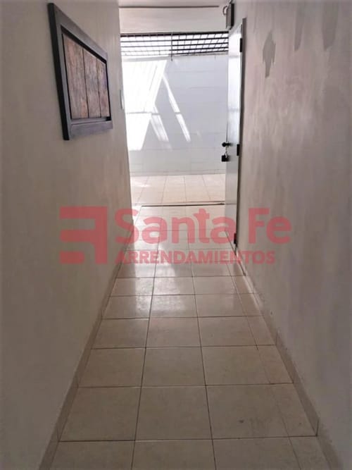 Casa de 4 alcobas en venta en La Floresta, Medellín, 189 m² · foto 5 de 10