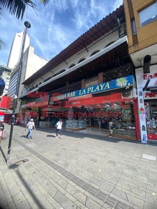 Local en venta en La Candelaria, Medellín, 11 m² · foto 2 de 6