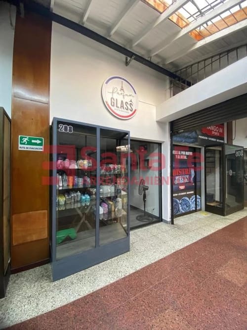 Local en venta en La Candelaria, Medellín, 11 m² · foto 5 de 6