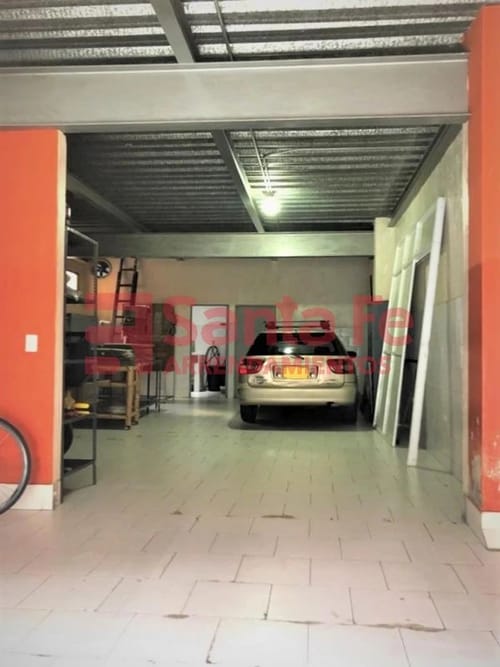 Local en venta en La Floresta, Medellín, 400 m² · foto 3 de 10