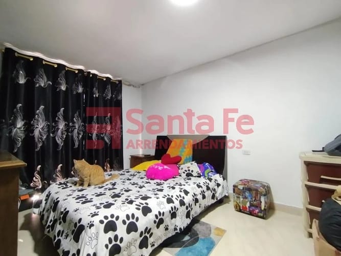 Casa de 4 alcobas en venta en Campo Valdes No.1, Medellín, 112 m² · foto 5 de 10