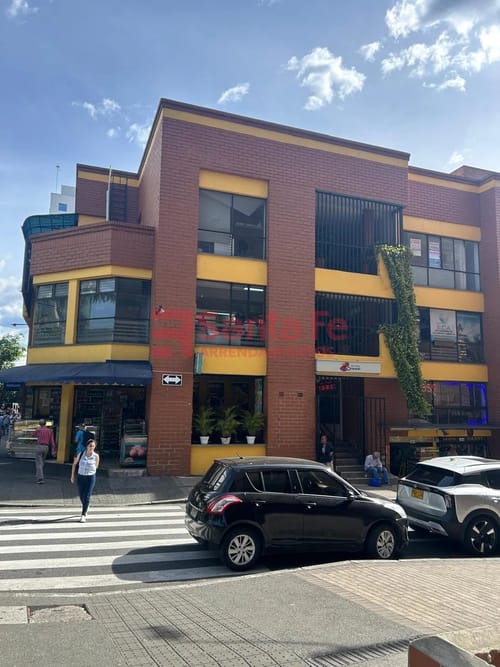 Local en venta en La Candelaria, Medellín, 13 m² · foto 2 de 10
