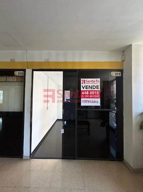 Local en venta en La Candelaria, Medellín, 13 m² · foto 4 de 10