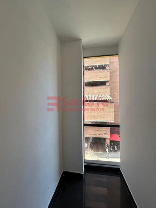 Local en venta en La Candelaria, Medellín, 13 m² · foto 9 de 10