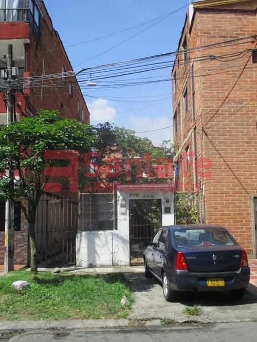 Apartamento en venta en La Floresta, Medellín, 45 m² · foto 2 de 10