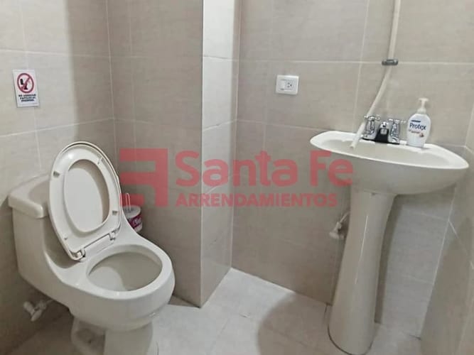 Local en venta en La Floresta, Medellín, 150 m² · foto 6 de 7