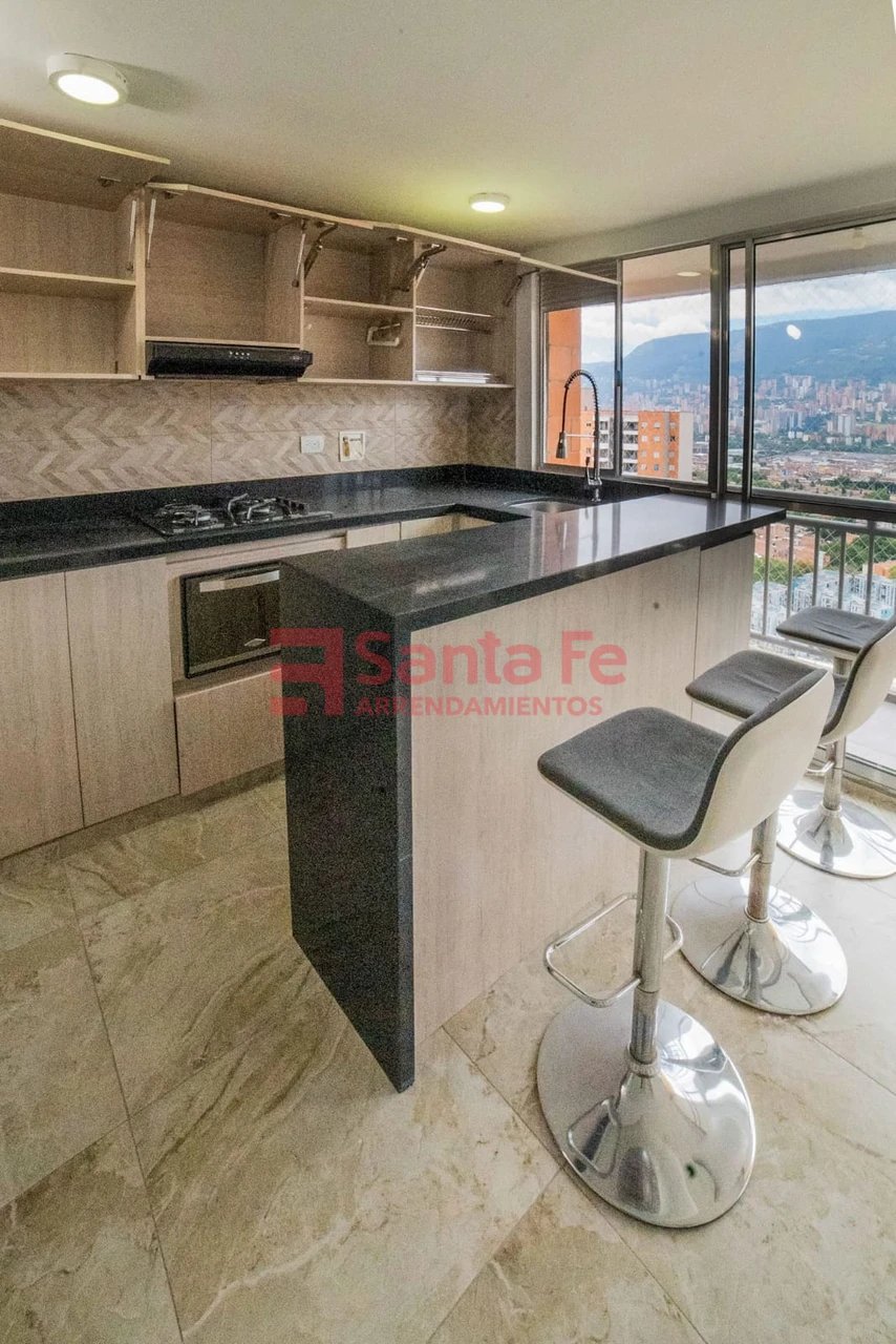 Apartamento en venta en Los Naranjos, Itagüí · foto 3 de 10