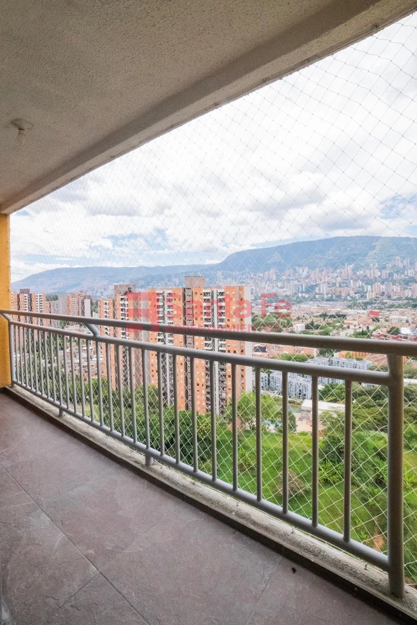 Apartamento en venta en Los Naranjos, Itagüí · foto 7 de 10