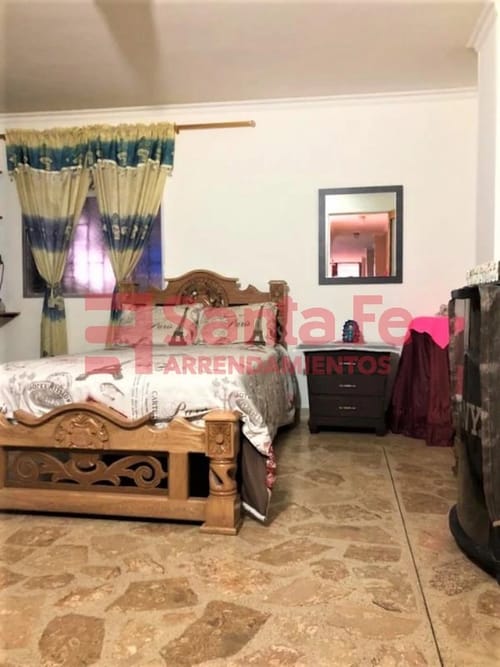 Casa en venta en Los Naranjos, Itagüí · foto 9 de 10