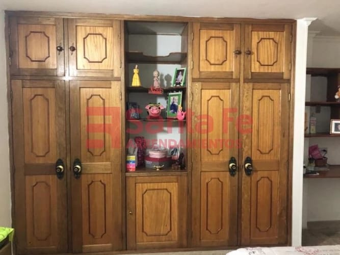 Casa en venta en Los Naranjos, Itagüí · foto 10 de 10