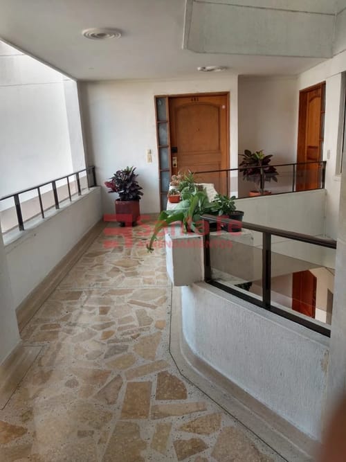 Apartamento en venta en Florida Nueva, Medellín · foto 2 de 10