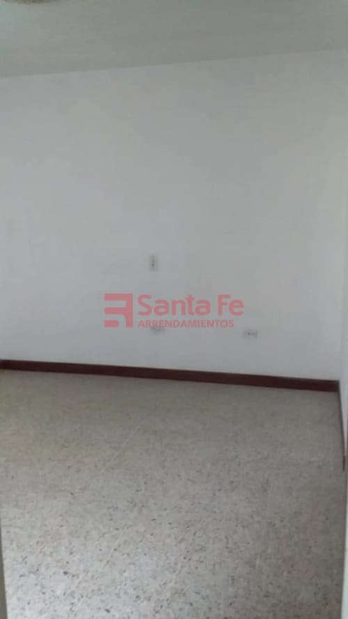 Casa de 4 alcobas en venta en Suarez, Bello, 89 m² · foto 10 de 10
