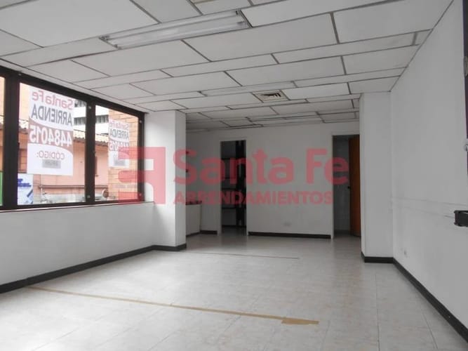 Oficina en venta en La Candelaria, Medellín, 40 m² · foto 2 de 6